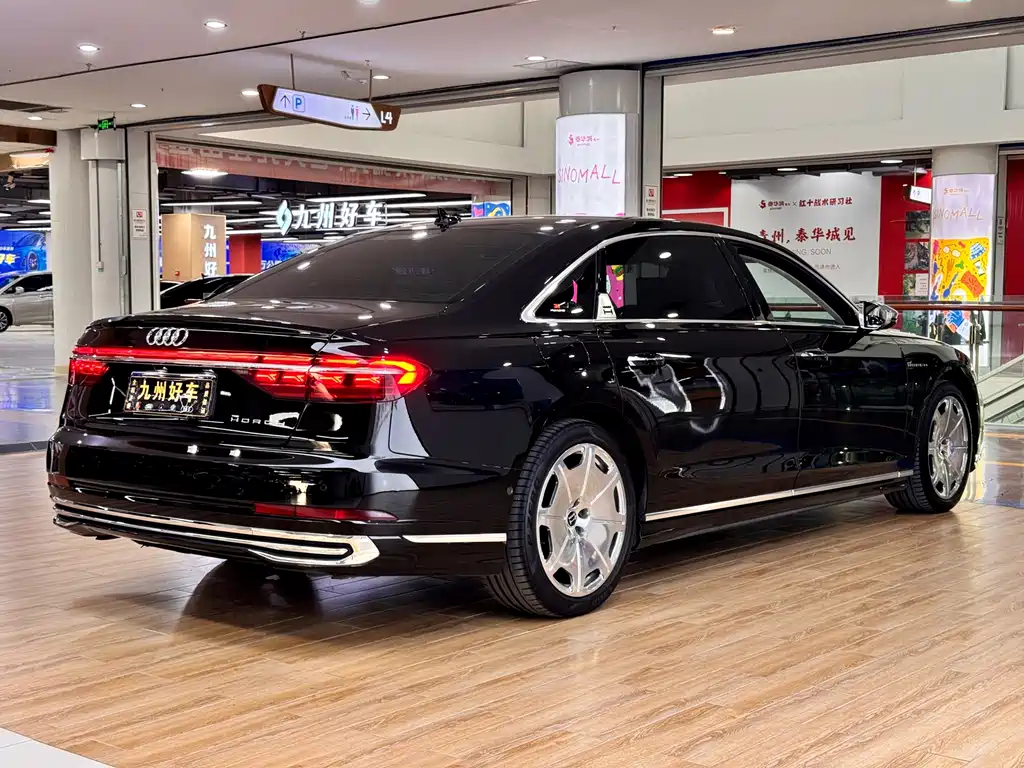 Audi A8 2023 — фото 8