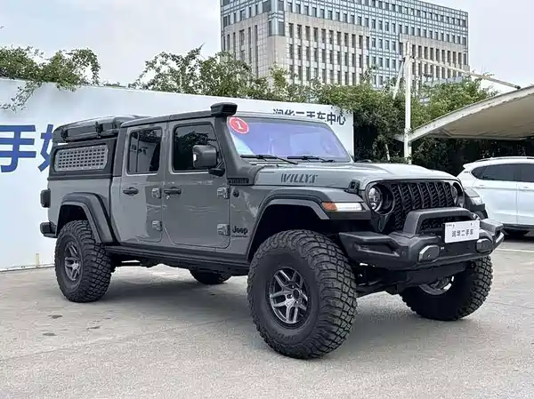 Jeep Gladiator 2025