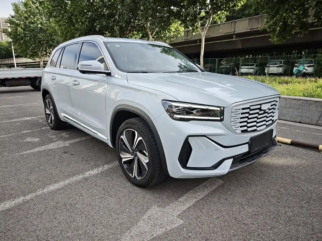 Geely Xingyue L 2023 — фото 3
