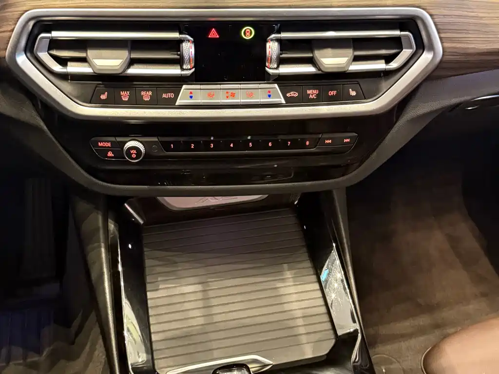 BMW X3 2022 — фото 8