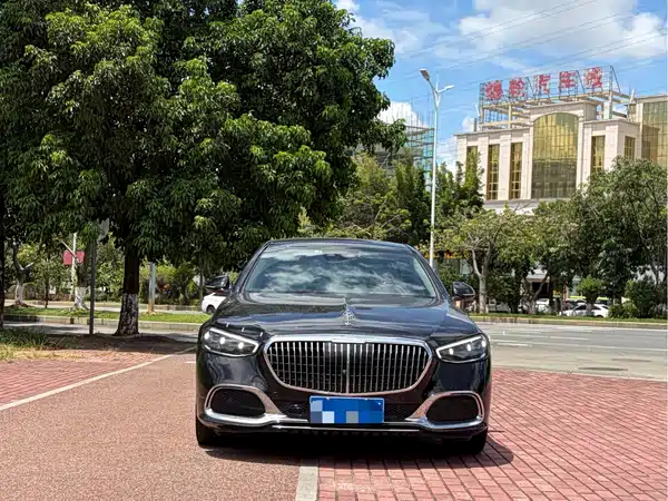 Mercedes-Benz Maybach S-Class 2023