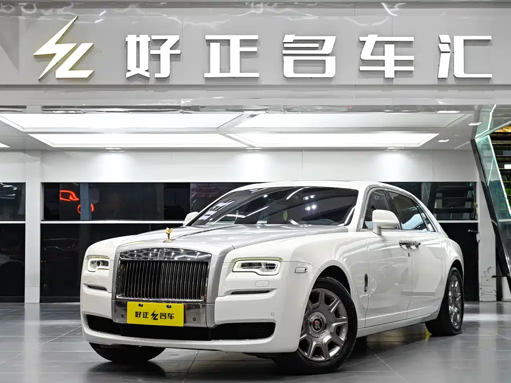 Rolls-Royce Ghost 2014 — фото 1