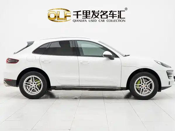 Porsche Macan 2015