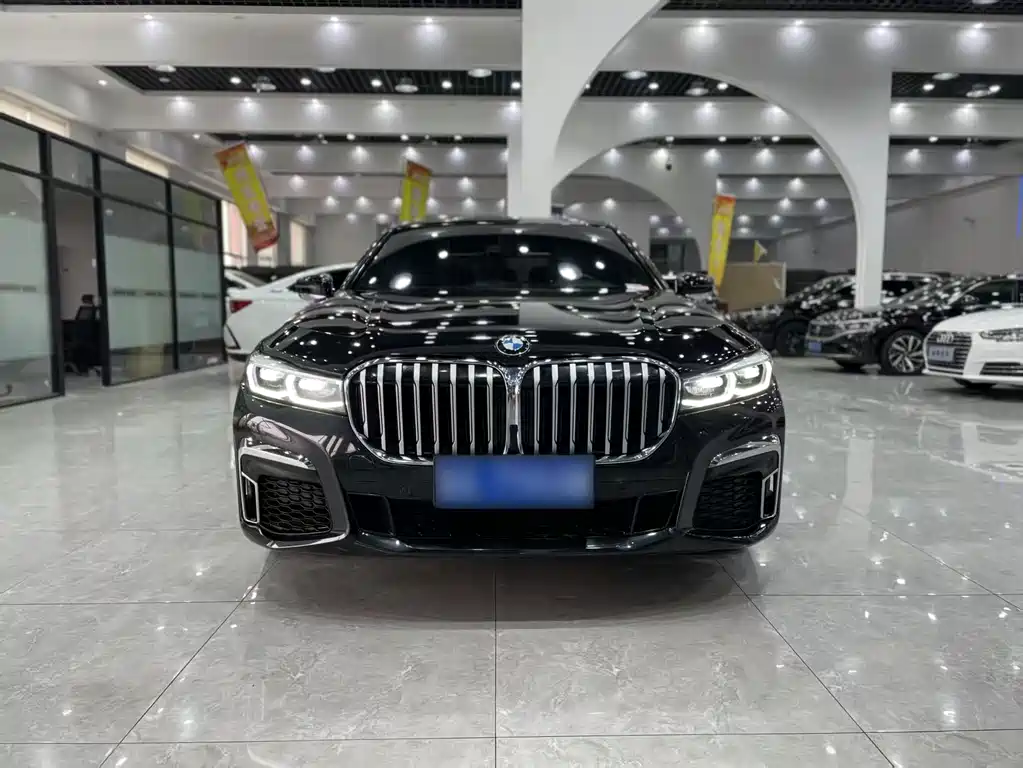 BMW 7 Series 2019 — фото 2
