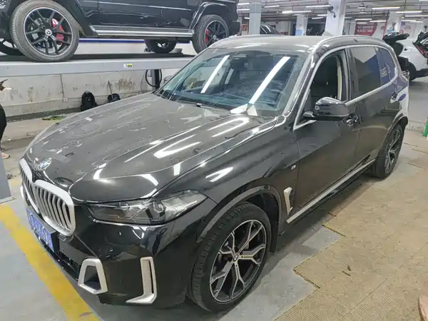 BMW X5 2024