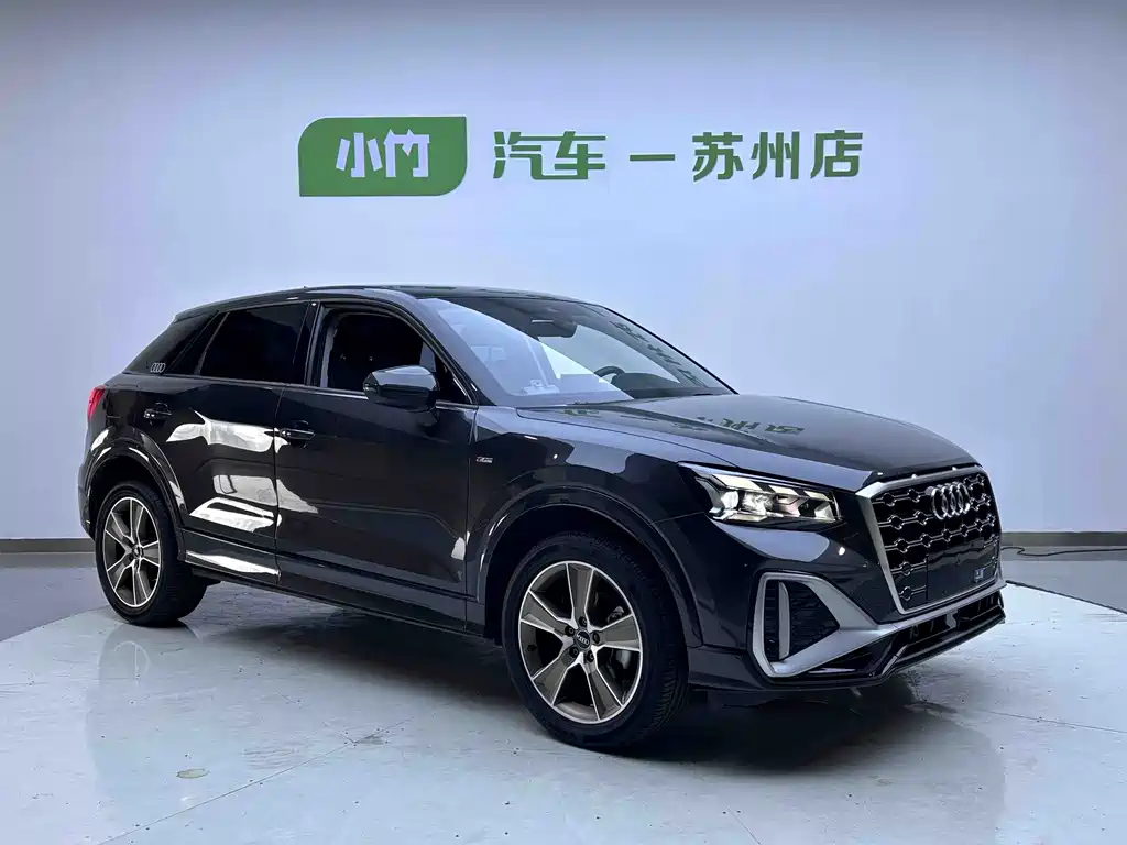 Audi Q2L 2021