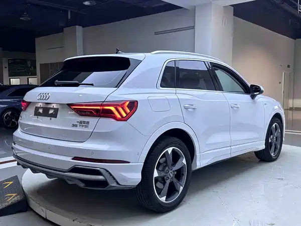 Audi Q3 2023