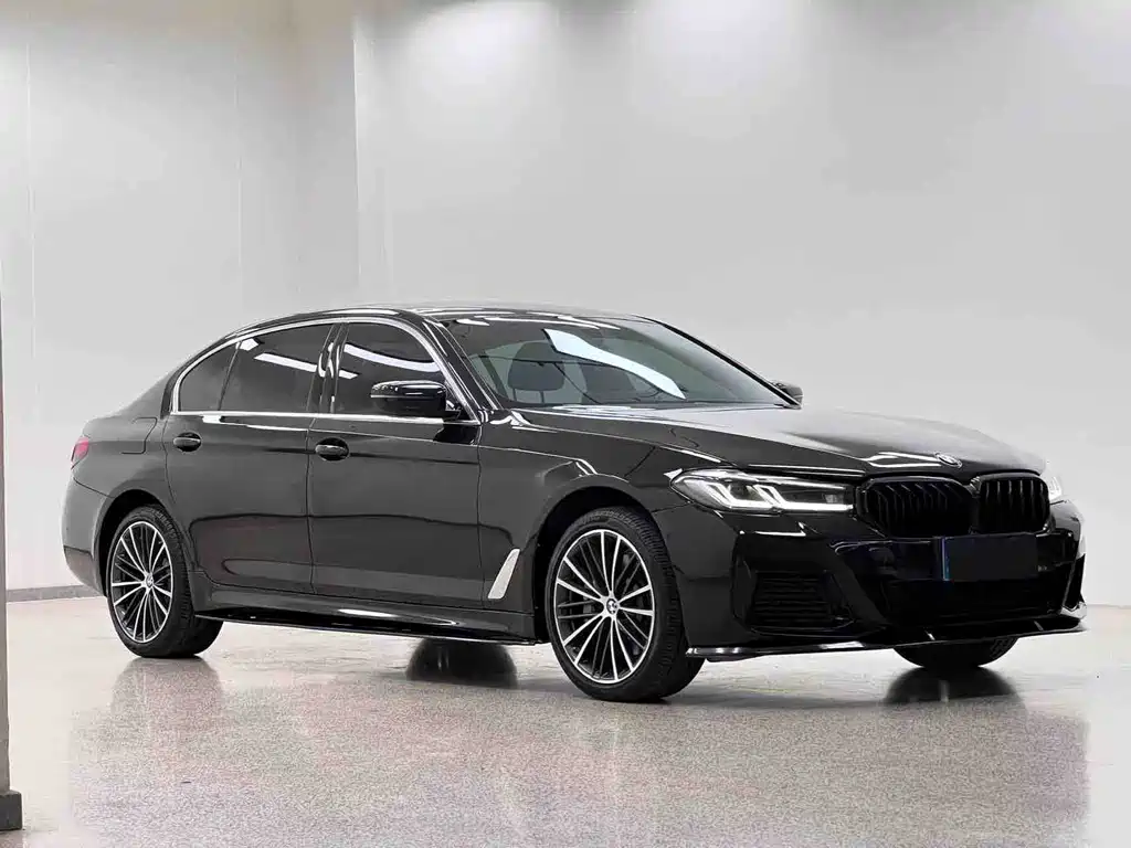 BMW 5 Series 2021