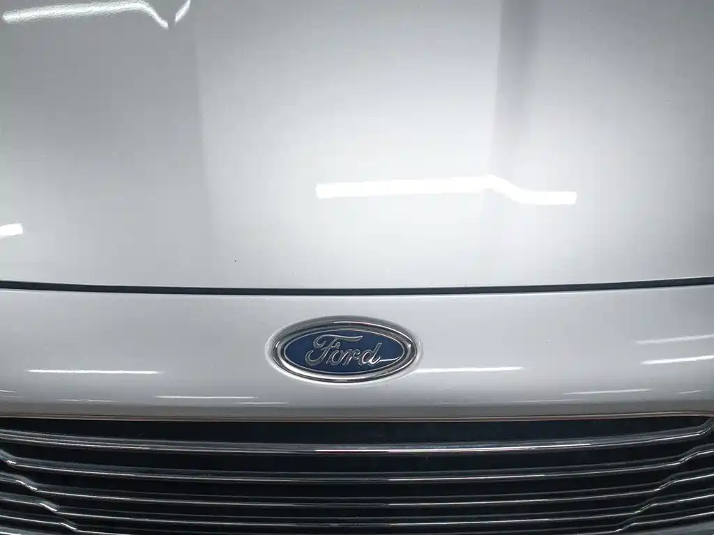 Ford Fiesta 2015 — фото 12