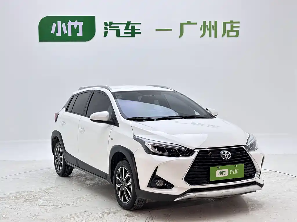 Toyota Yaris L 2022