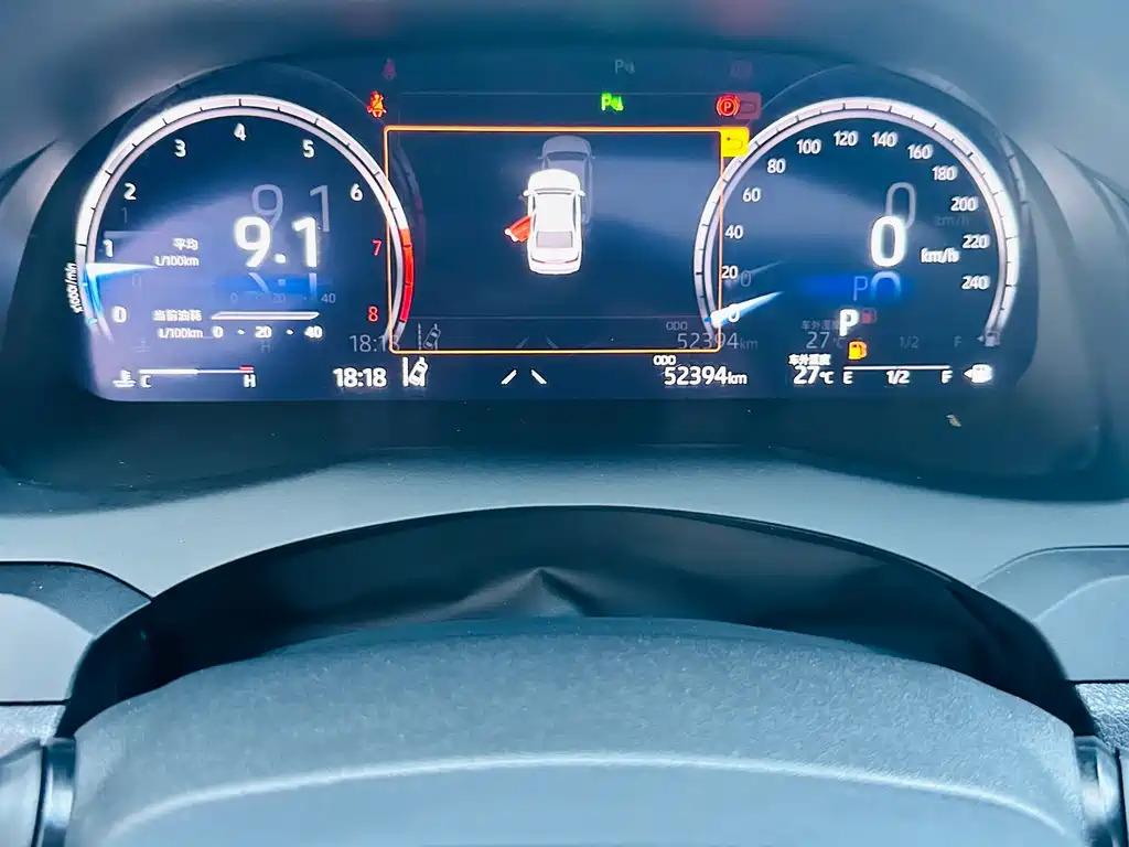 Toyota Camry 2023 — фото 17