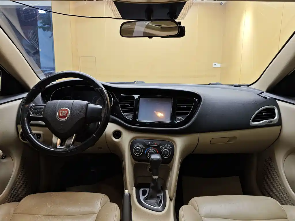Fiat Viaggio 2014 — фото 19