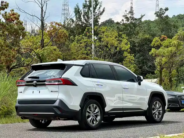 Toyota Wildlander 2023