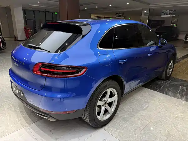 Porsche Macan 2014
