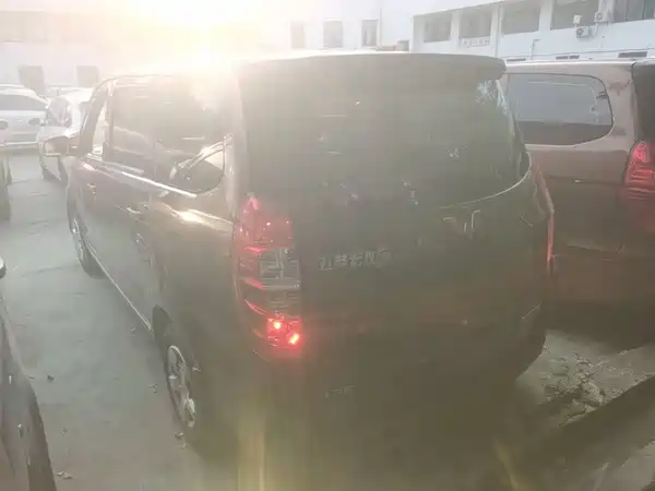 Wuling Hongguang 2021