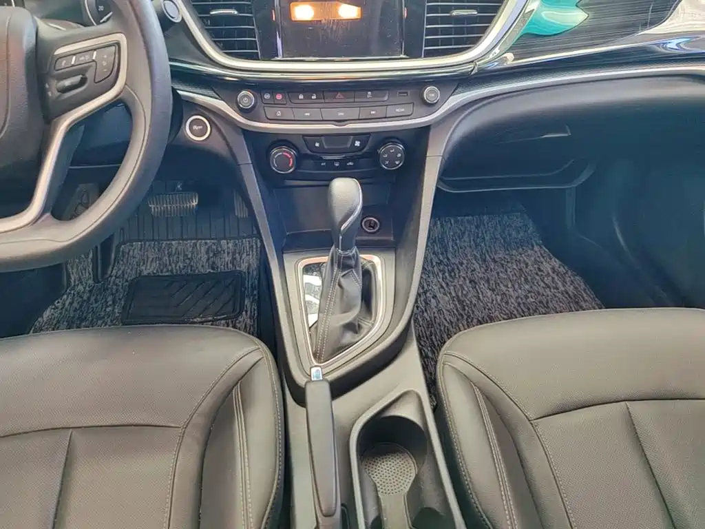 Buick Excelle 2020 — фото 14