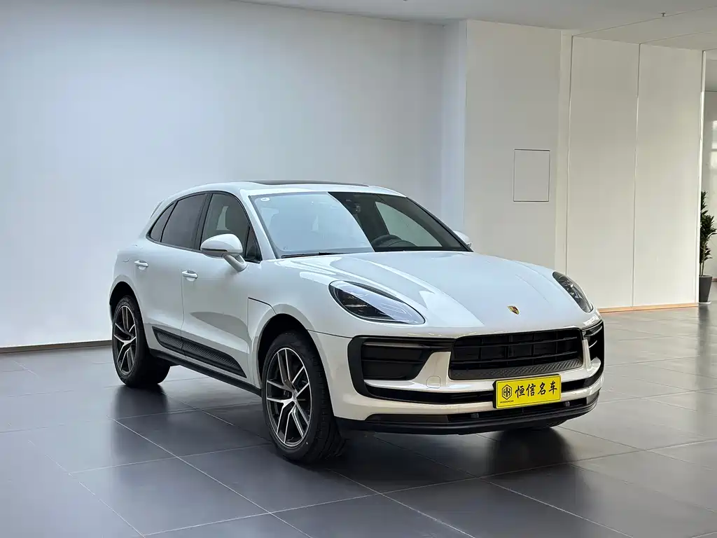 Porsche Macan 2026 — фото 3
