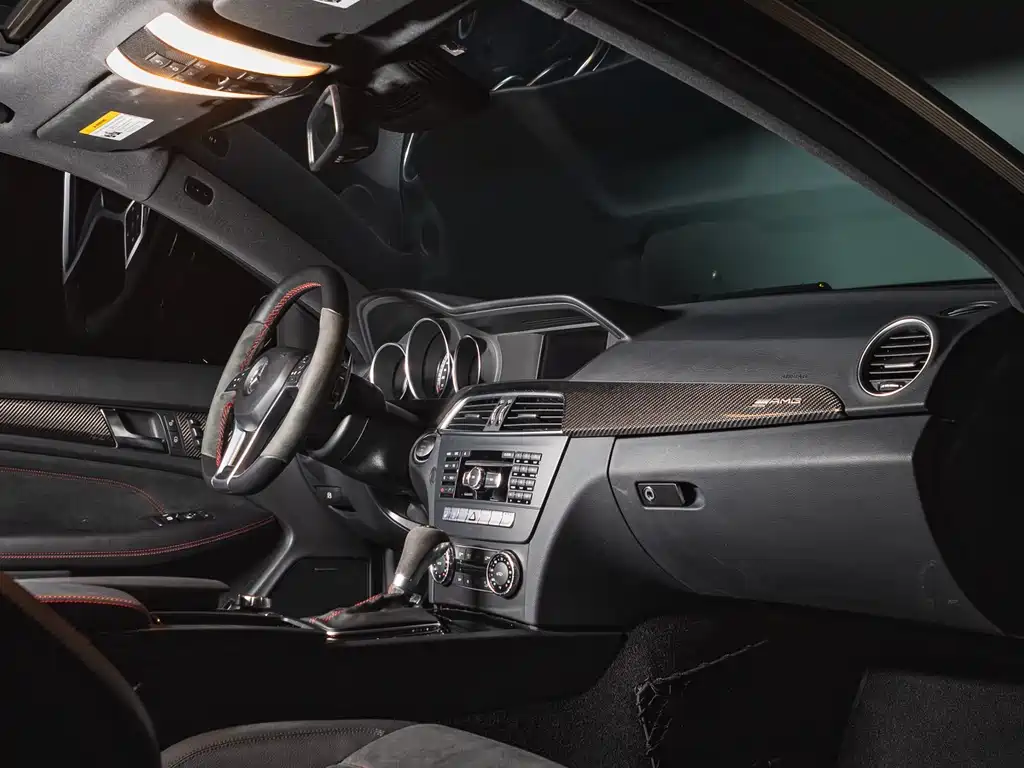 Mercedes-Benz C-Class AMG 2018 — фото 14