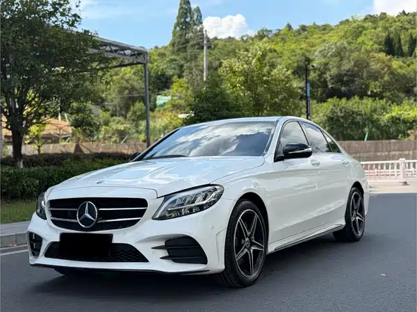 Mercedes-Benz C-Class 2020
