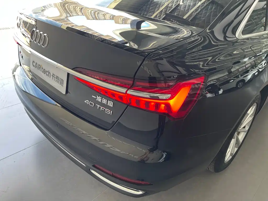 Audi A6L 2021 — фото 32