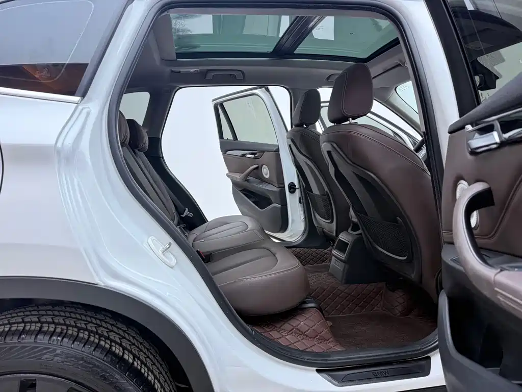 BMW X1 2023 — фото 16