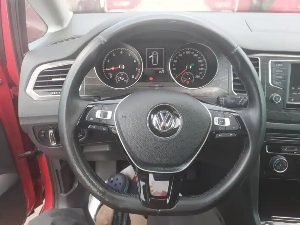 Volkswagen Golf Jialu 2016 — фото 11