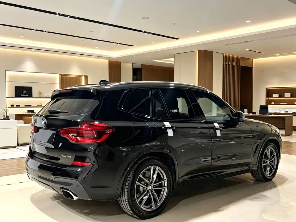 BMW X3 2018 — фото 8