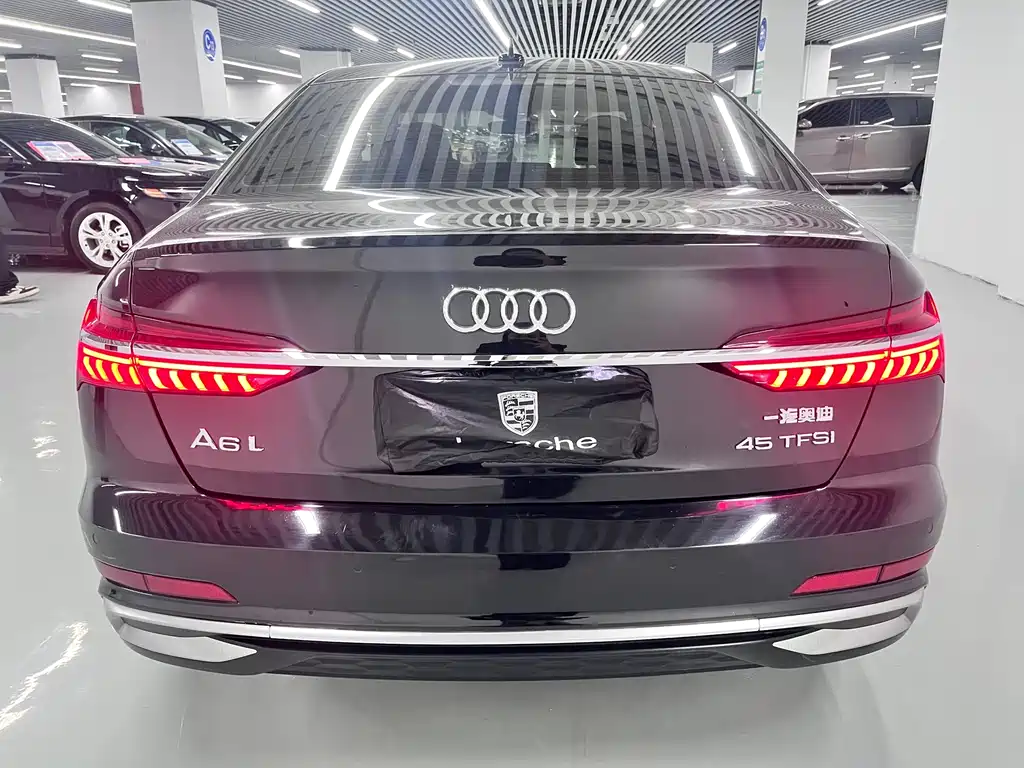Audi A6L 2023 — фото 16