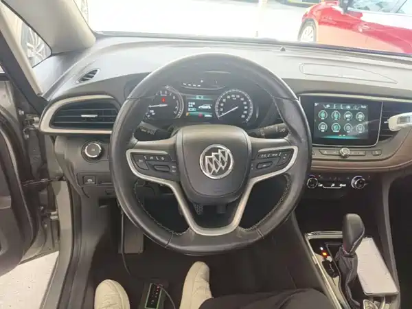 Buick GL6 2019