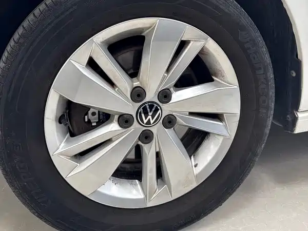 Volkswagen Polo 2021