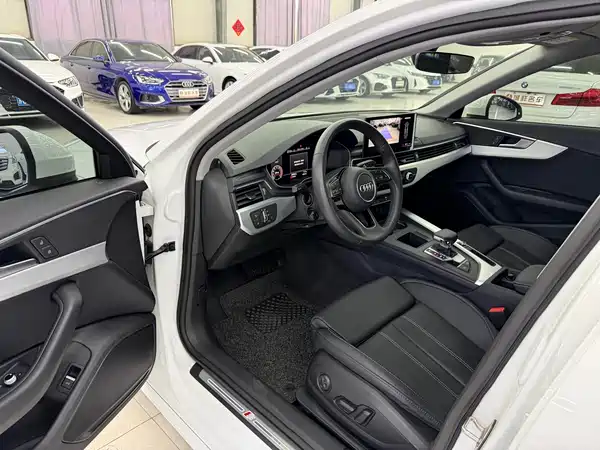 Audi A4L 2020