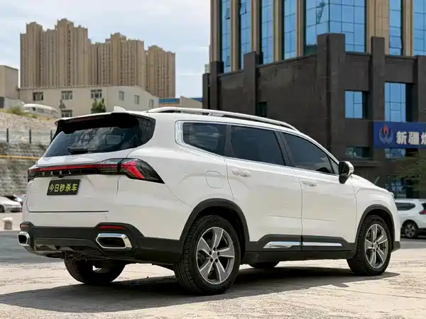 Geely Haoyue L 2023