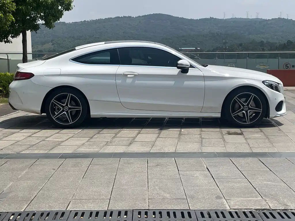 Mercedes-Benz C-Class 2018 — фото 5