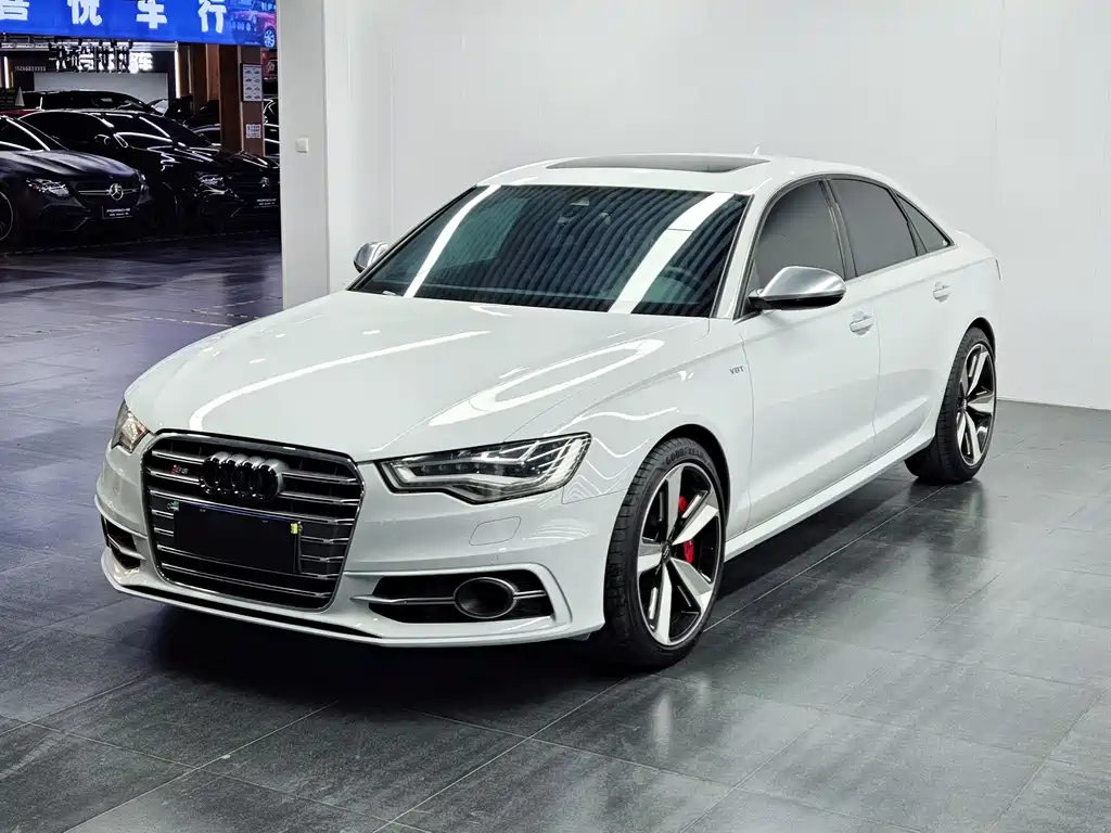 Audi S6 2013 — фото 4