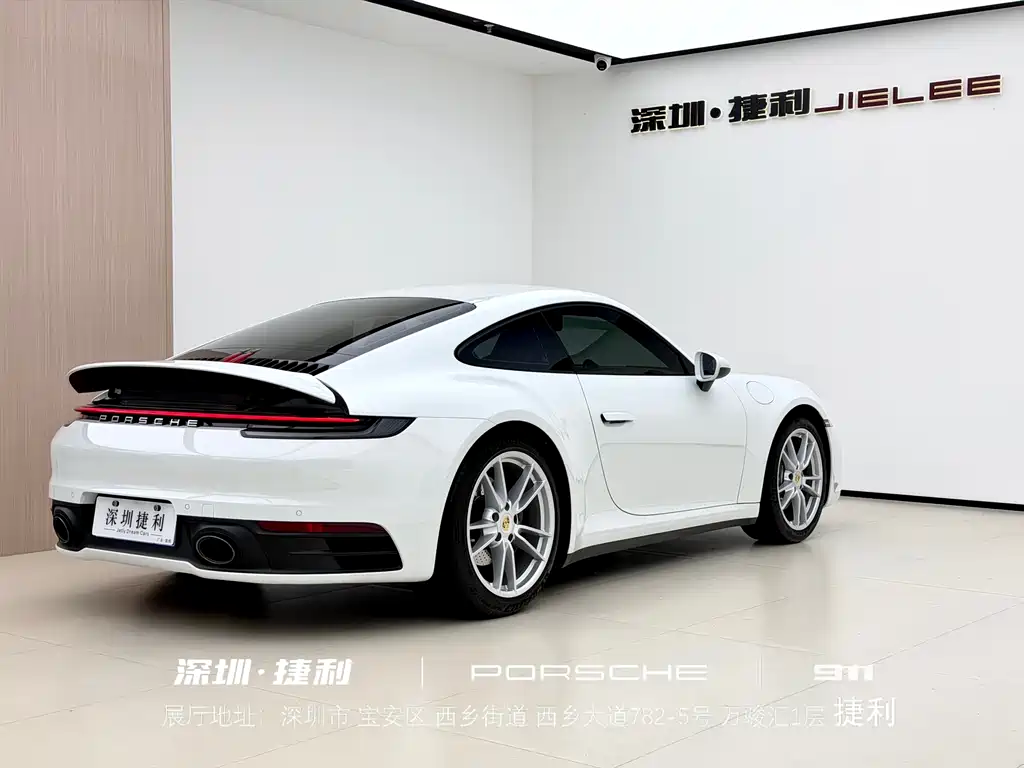 Porsche 911 2022 — фото 5