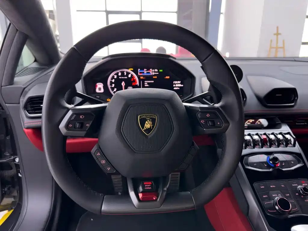 Lamborghini Huracan 2019 — фото 17