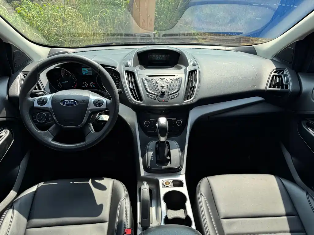 Ford Kuga 2016 — фото 8