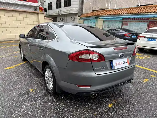 Ford Mondeo-Winning 2011