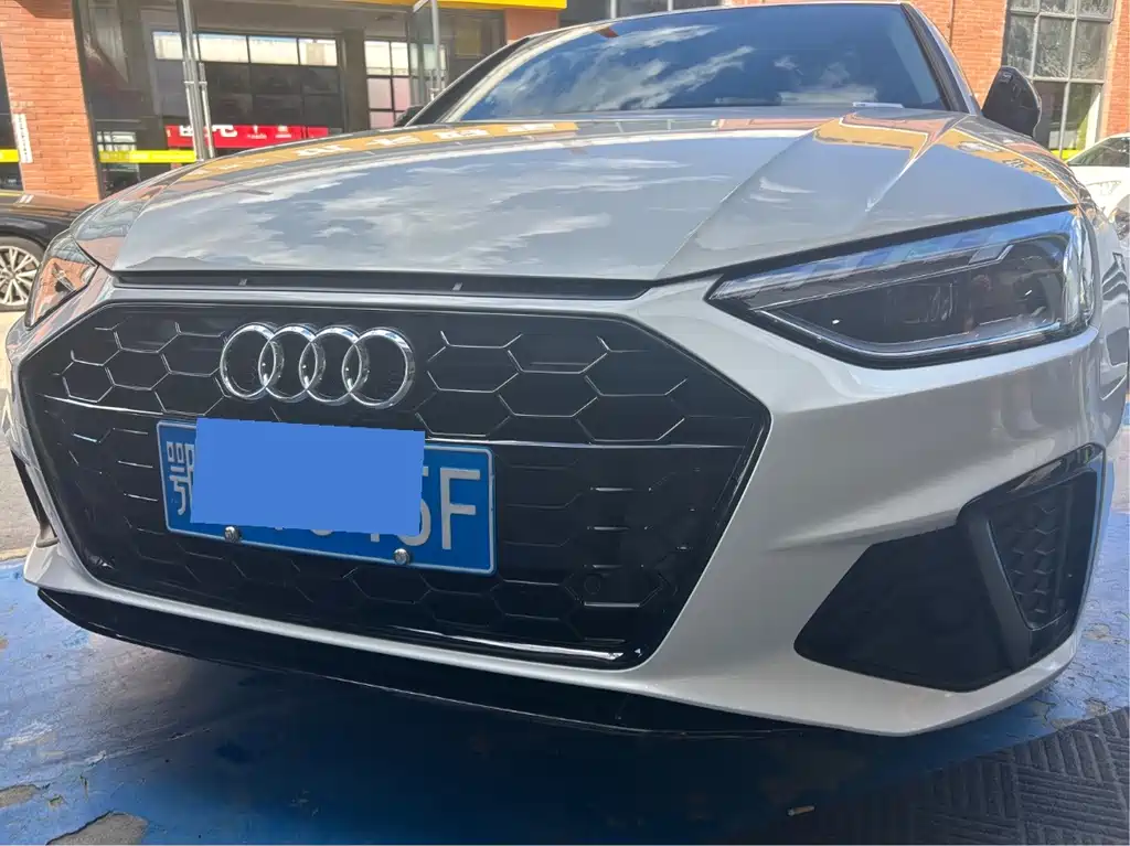 Audi A4L 2022