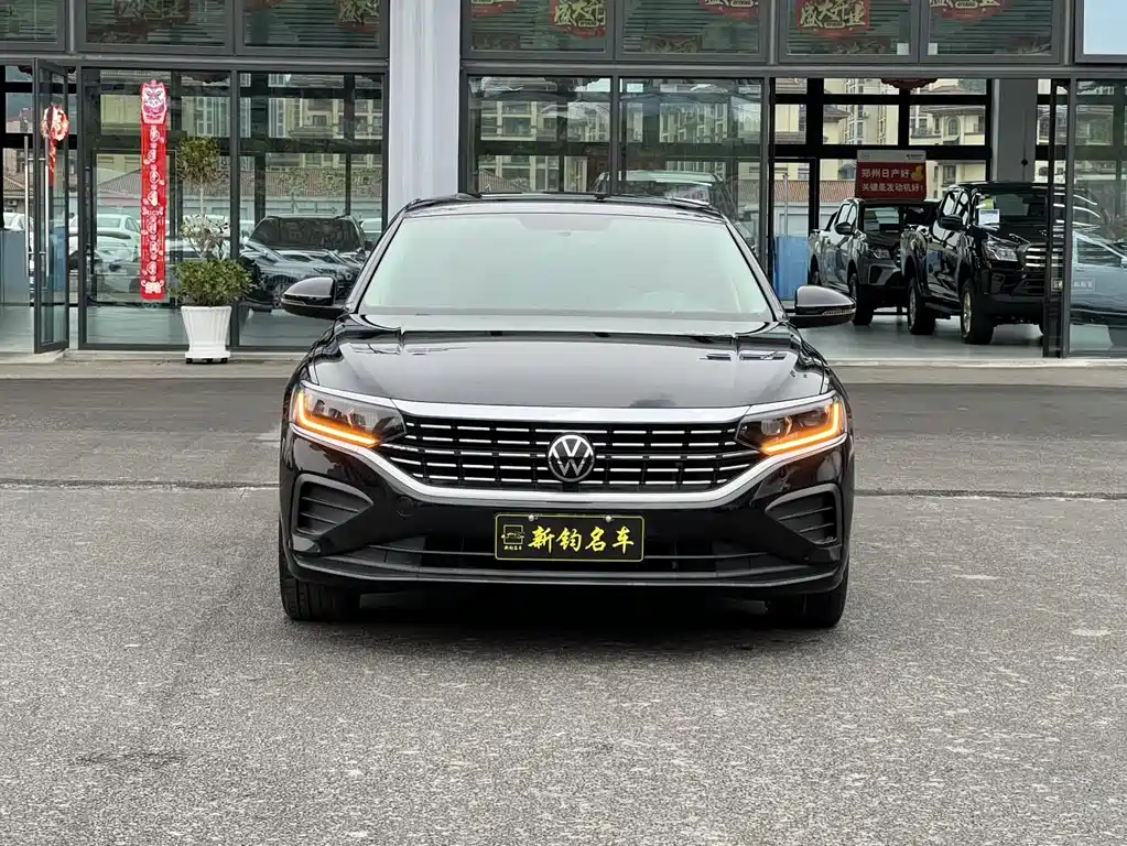 Volkswagen Passat 2023 — фото 2