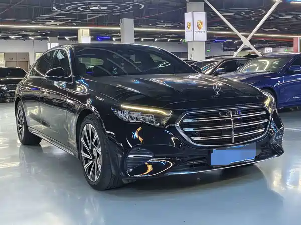 Mercedes-Benz E-Class 2025