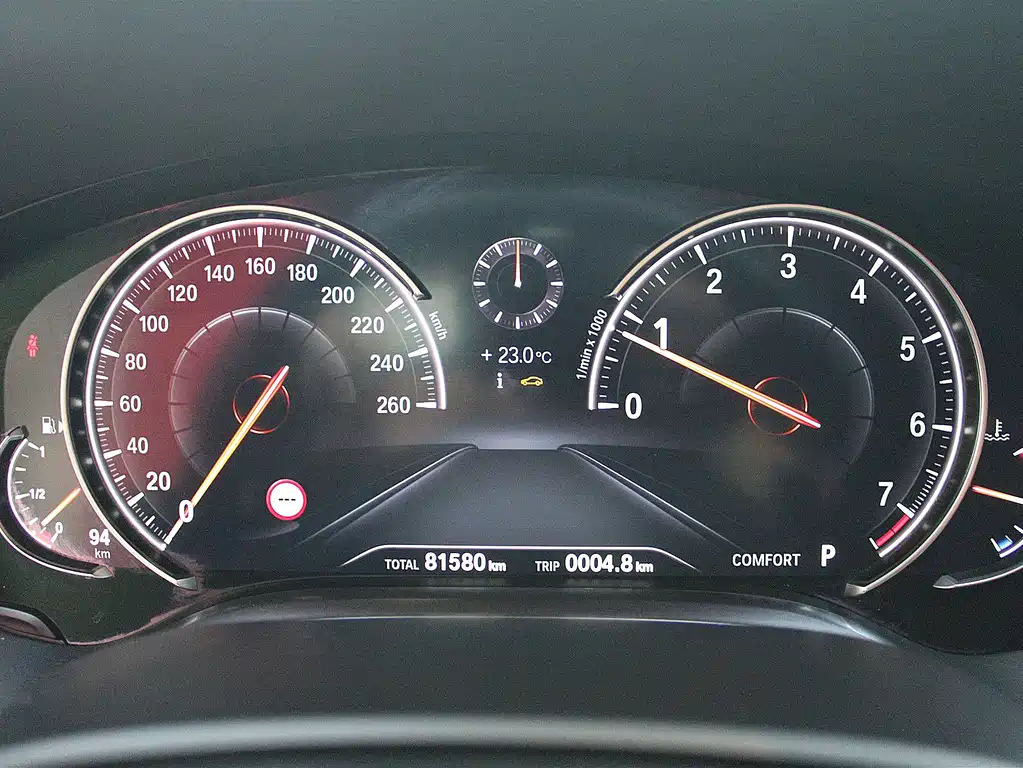 BMW 7 Series 2018 — фото 16