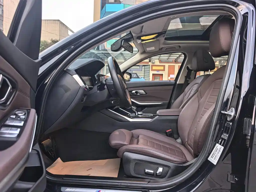 BMW 3 Series 2020