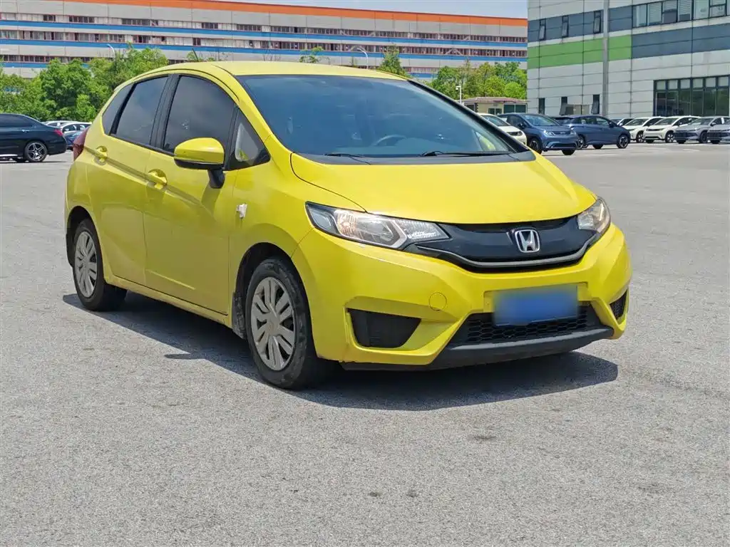 Honda Fit 2017 — фото 24