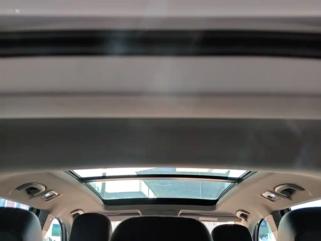Volkswagen Tiguan L 2021 — фото 18