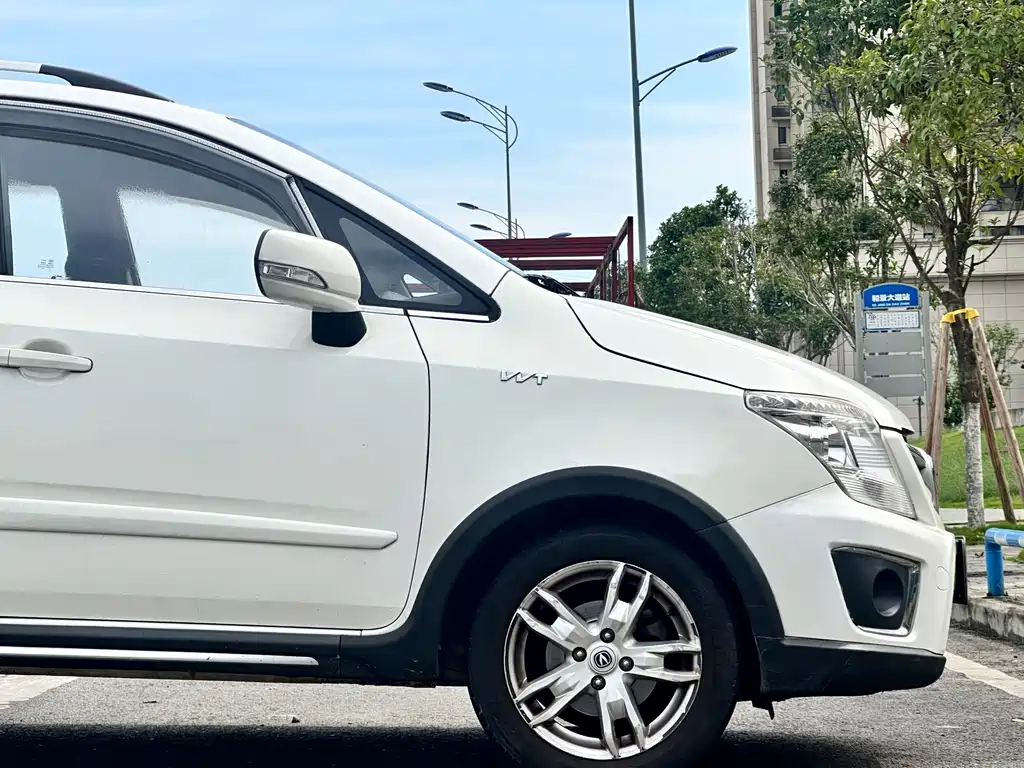 Changan CX20 2015 — фото 12