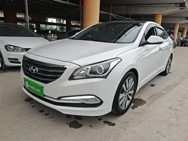 Hyundai Mistra 2014