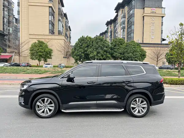 Geely Haoyue 2022
