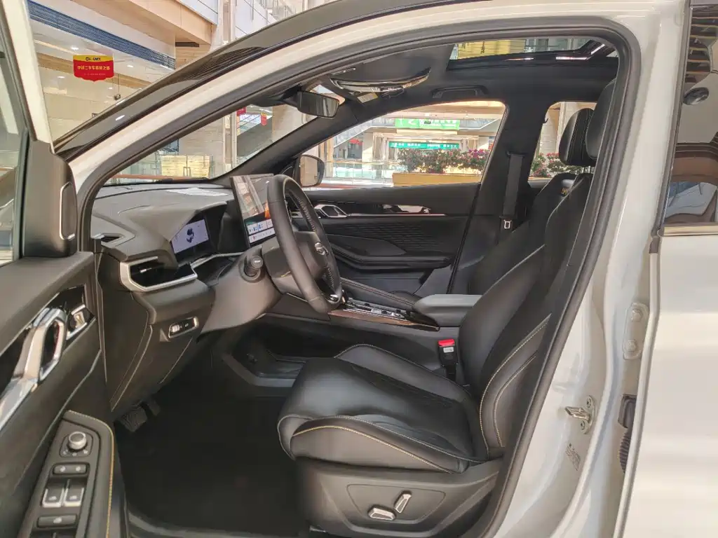 Geely Binyue 2025