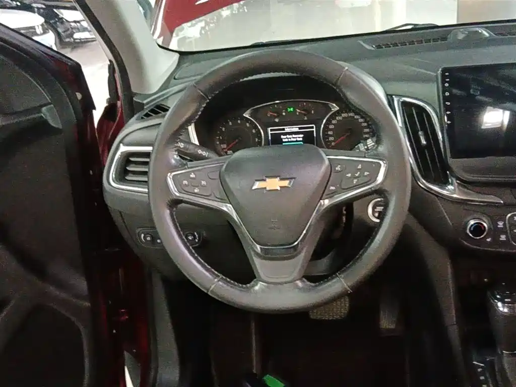 Chevrolet Equinox 2018 — фото 11